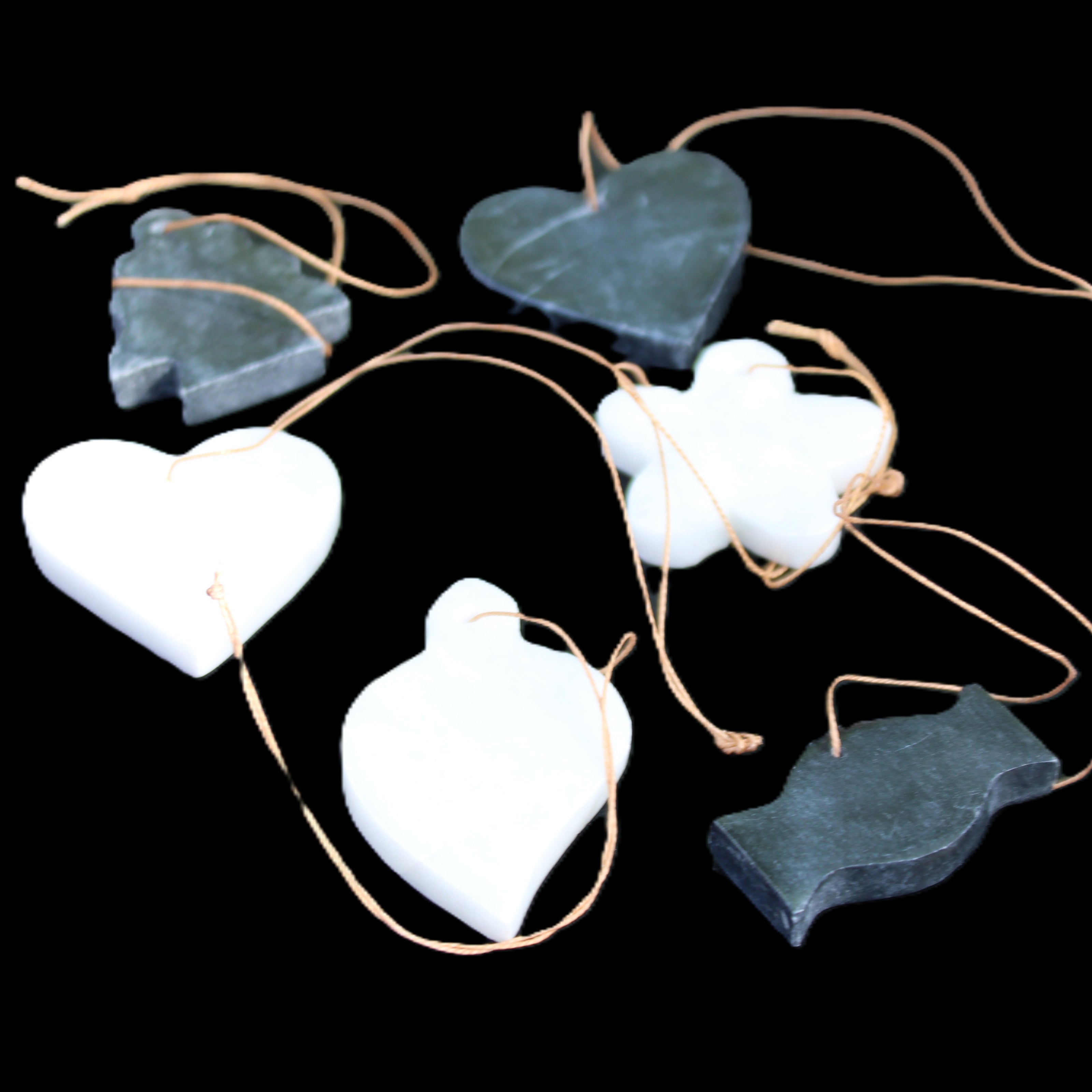 Christmas tree decoration shapes - 3 Black & 3 White Jade 38-48mm 100g in sunlight - Rocks and Things Store