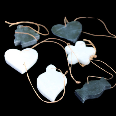Christmas tree decoration shapes - 3 Black & 3 White Jade 38-48mm 100g in sunlight - Rocks and Things Store