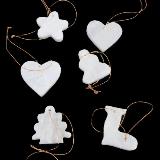 Christmas tree decoration shapes - 6 White Jade 38-48mm 90-100g in sunlight - Rocks and Things Store