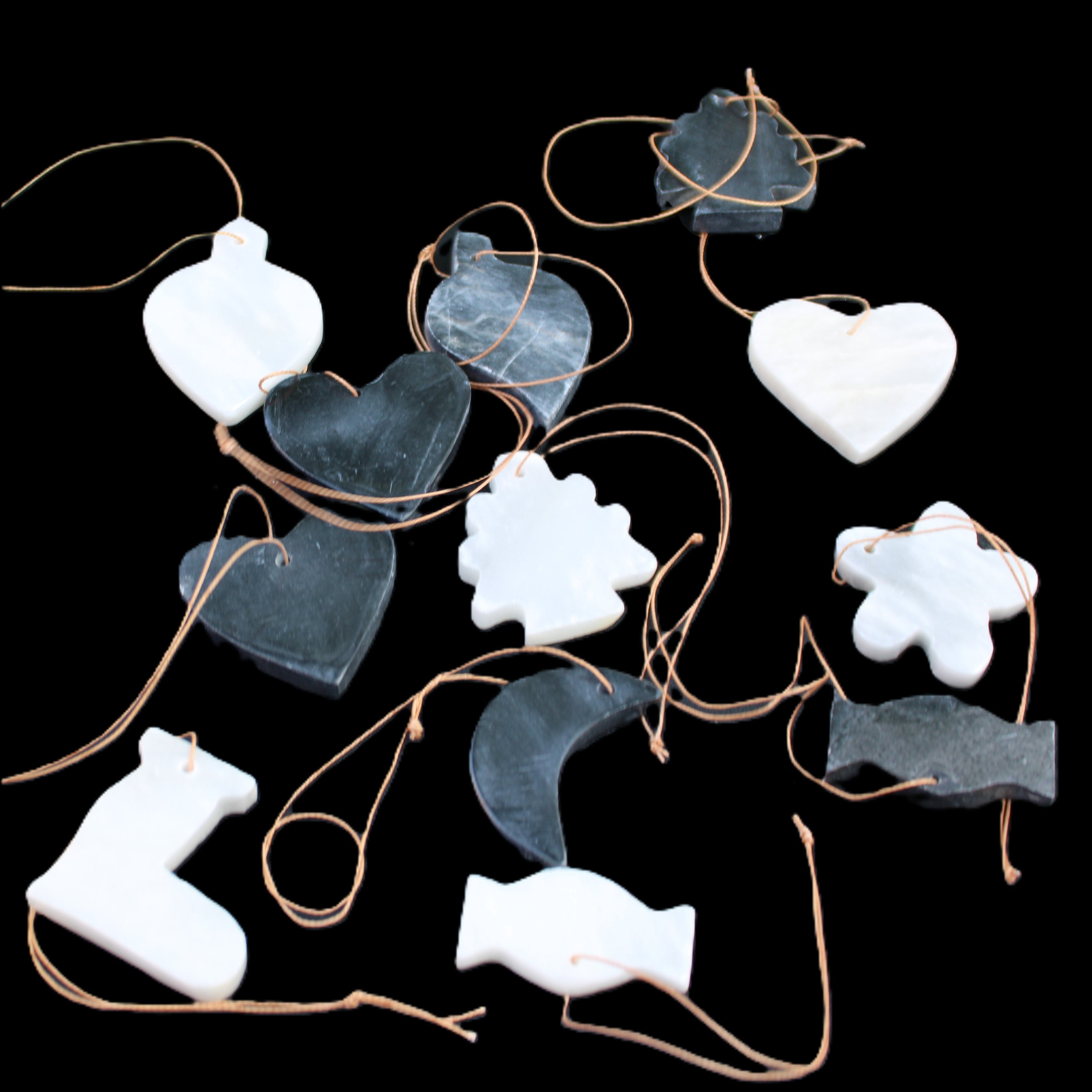 Christmas tree decoration shapes - 6 Black & 6 White Jade 34-38mm 170-190g in sunlight - Rocks and Things Store