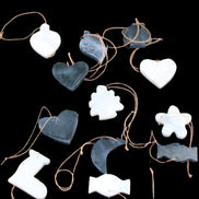 Christmas tree decoration shapes - 6 Black & 6 White Jade 34-38mm 170-190g in sunlight - Rocks and Things Store