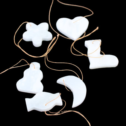 Christmas tree decoration shapes - 6 White Jade 38-48mm 80-90g in sunlight - Rocks and Things Store