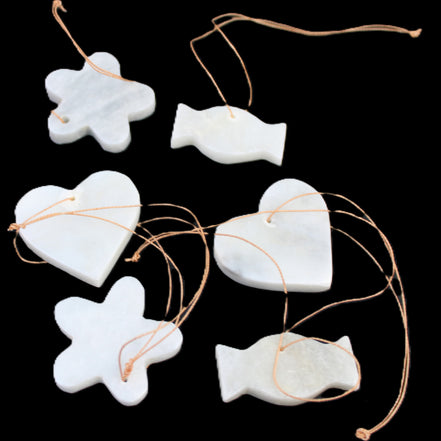 Christmas tree decoration shapes - 6 White Jade 38-48mm 85g in sunlight - Rocks and Things Store