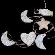 Christmas tree decoration shapes - 6 Fossil rock shapes 34-38mm 68g in sunlight - Rocks and Things Store