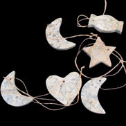 Christmas tree decoration shapes - 6 Fossil rock shapes 34-38mm 68g in sunlight - Rocks and Things Store