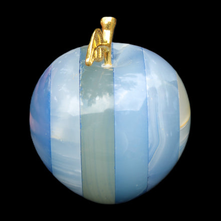 Afghan Jade Onyx hand-carved blue Apple 60*78mm 411g in sunlight  - Rocks and Things Store