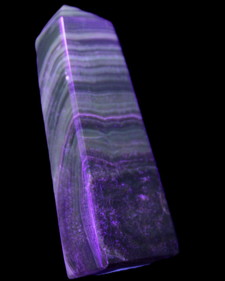 Chocolate Calcite obelisk 112*37mm 230g in UV light - Rocks and Things Store