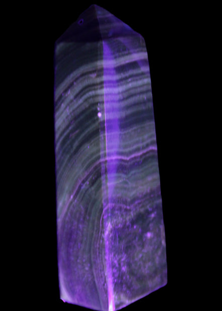 Chocolate Calcite obelisk 112*37mm 230g in UV light - Rocks and Things Store