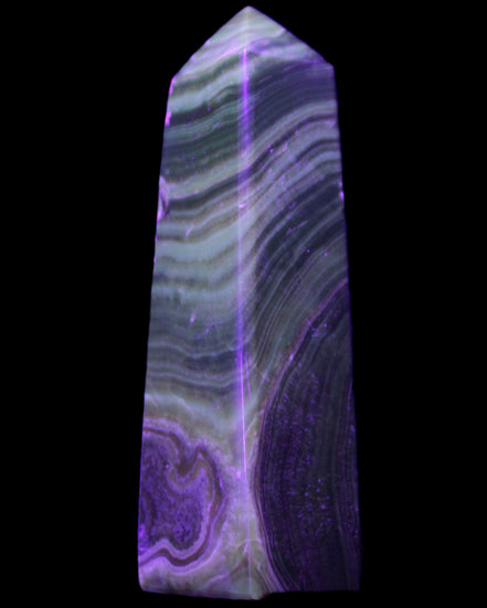 Chocolate Calcite obelisk 112*37mm 230g in UV light - Rocks and Things Store