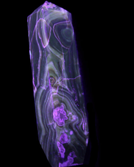 Tall Chocolate Calcite obelisk 154*32mm 439g in UV light - Rocks and Things Store
