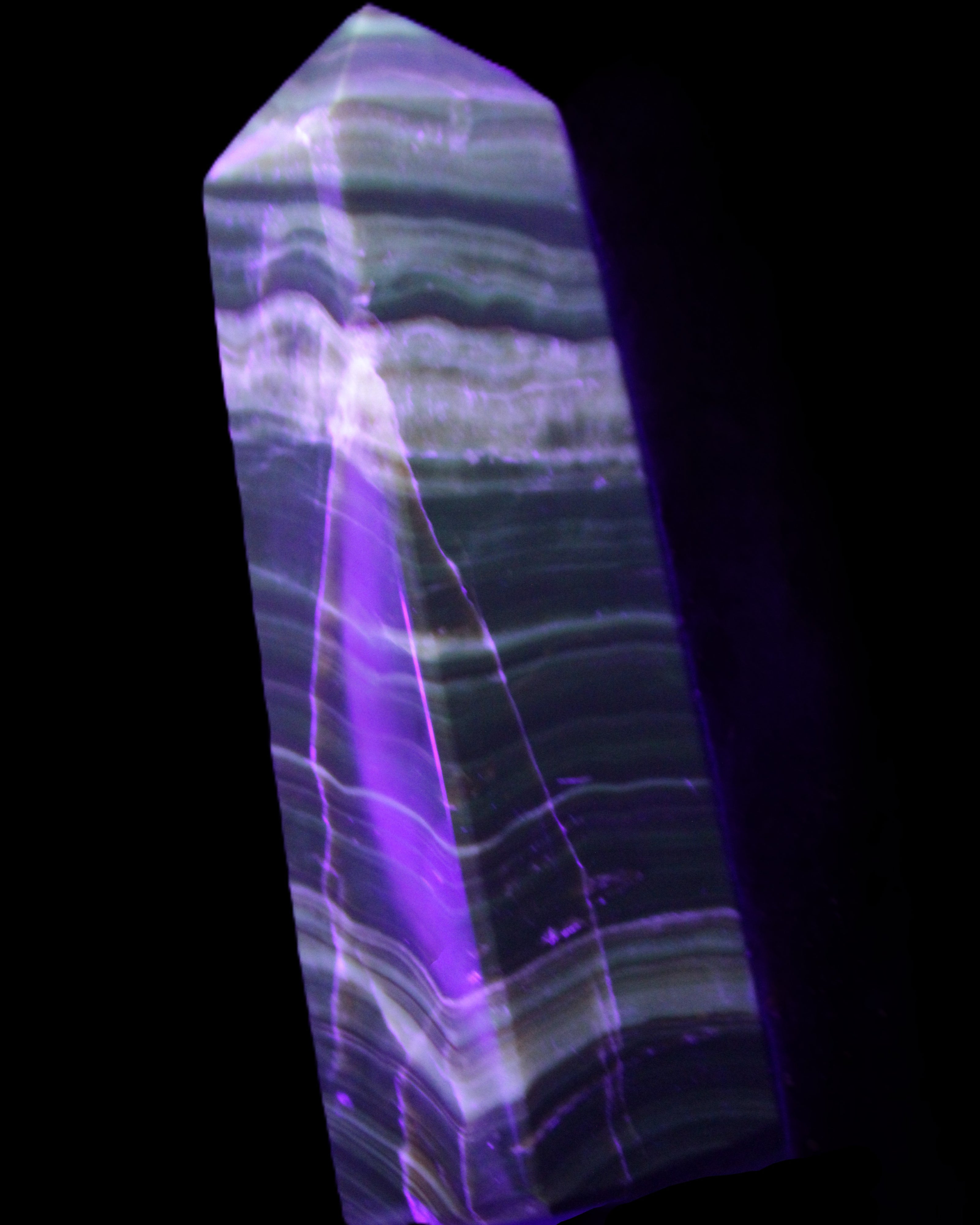 Chocolate Calcite obelisk 119*32mm 270g in UV light  - Rocks and Things Store