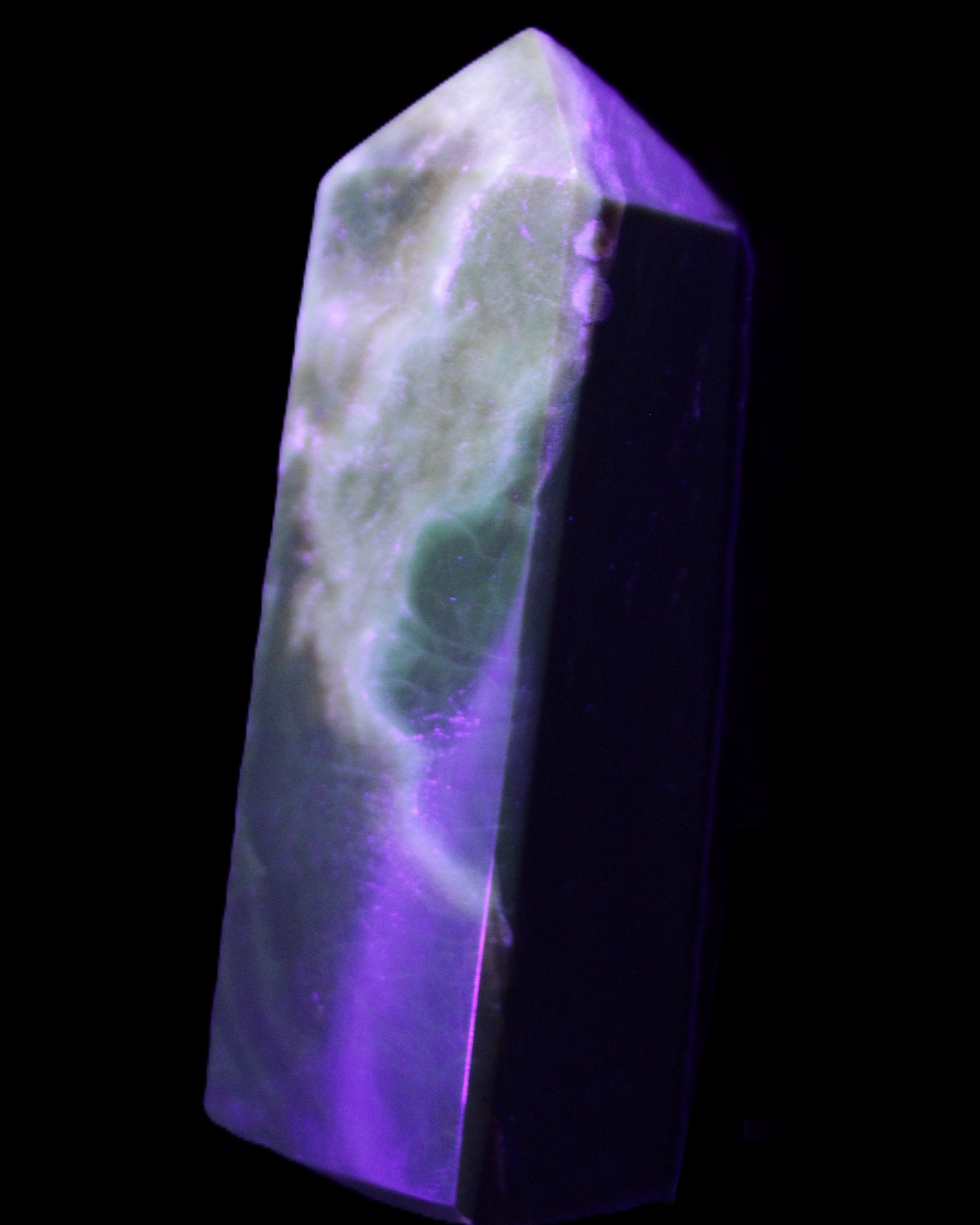 Chocolate Calcite obelisk 93*33mm 177g in UV light - Rocks and Things Store