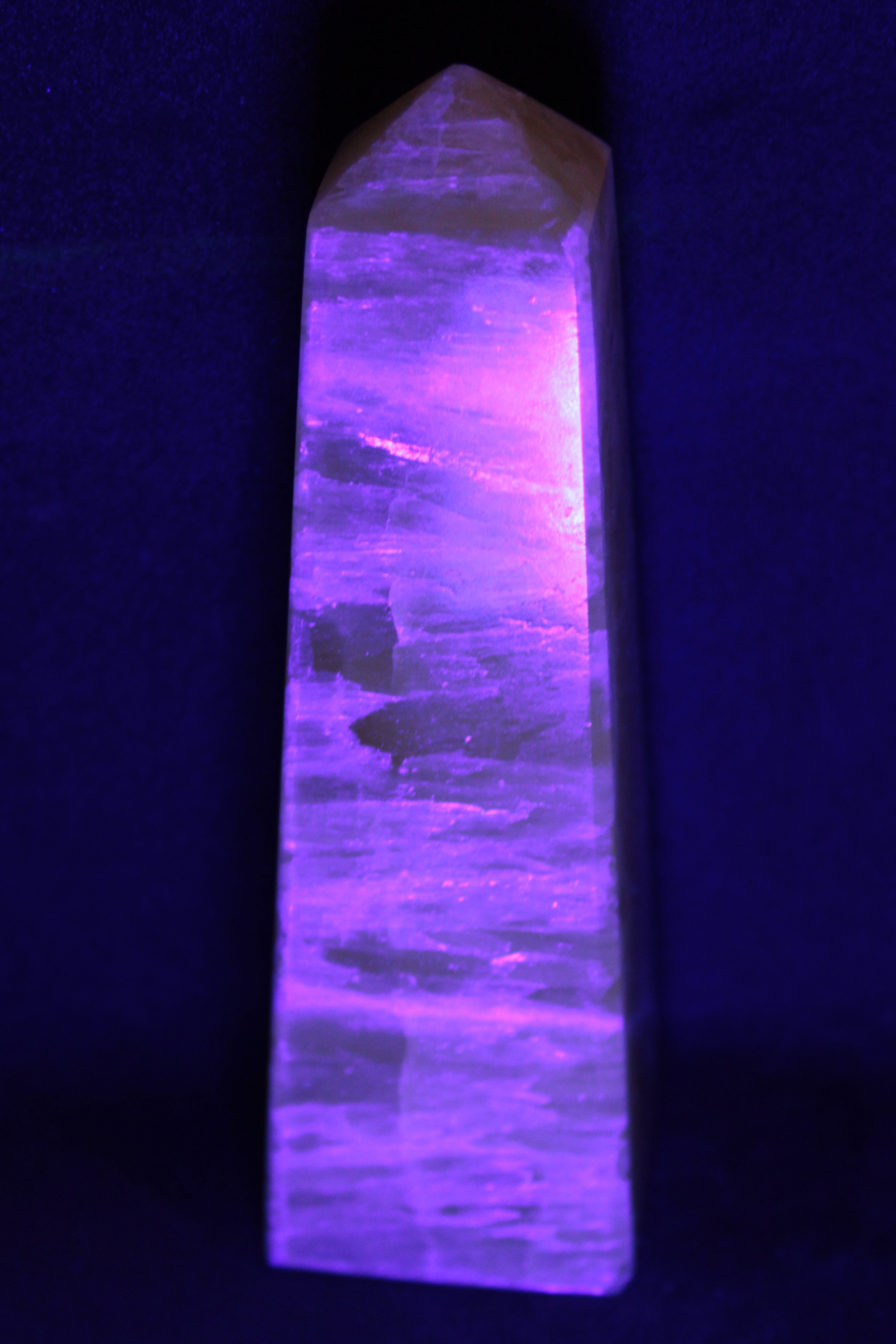 Lemon Calcite obelisk 543g Rocks and Things