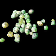 Green Garnets from Pakistan approx. 20-60 tiny crystals 10g in sunlight - Rocks and Things Store