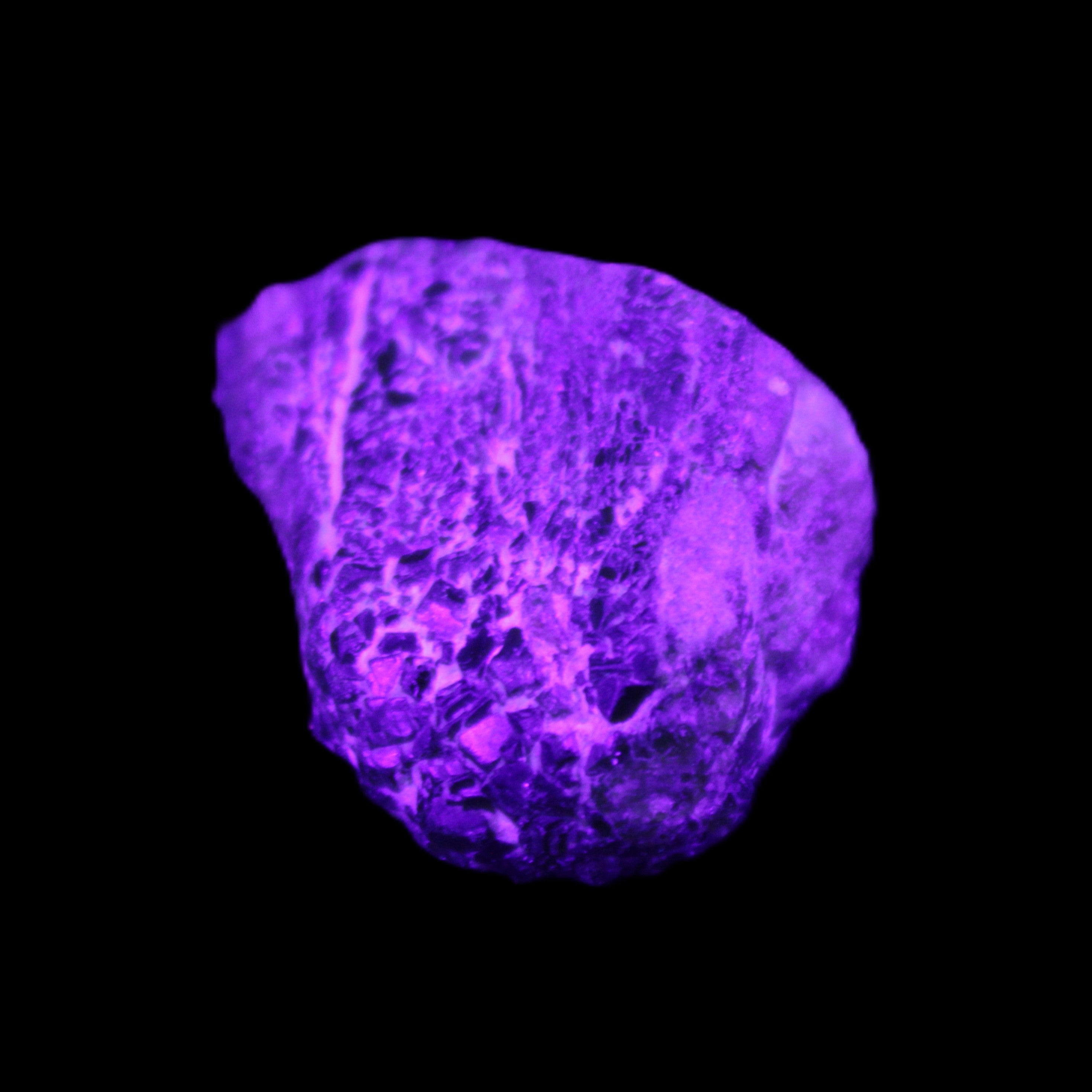 Green Garnet from Pakistan 20*22*15mm crystal 14.6g in UV light - Rocks and Things Store