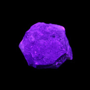 Green Garnet from Pakistan 22*20*11mm crystal 14.2g in UV light - Rocks and Things Store