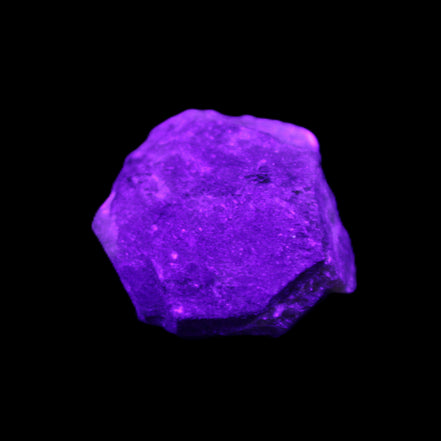 Green Garnet from Pakistan 22*20*11mm crystal 14.2g in UV light - Rocks and Things Store