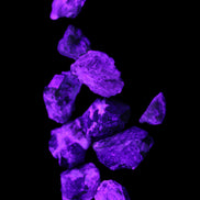 Green Garnet from Pakistan 10 tiny crystals 14.3g in UV light - Rocks and Things Store