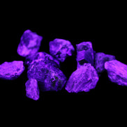 Green Garnet from Pakistan 10 tiny crystals 14.3g in UV light - Rocks and Things Store