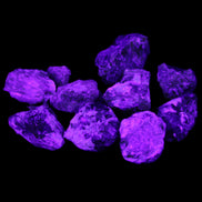 Green Garnet from Pakistan 10 tiny crystals 14.3g in UV light - Rocks and Things Store