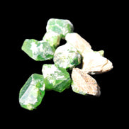 Green Garnet from Pakistan 10 tiny crystals 14.3g in sunlight - Rocks and Things Store
