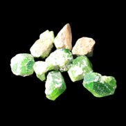 Green Garnet from Pakistan 10 tiny crystals 14.3g in sunlight - Rocks and Things Store