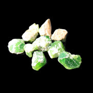 Green Garnet from Pakistan 10 tiny crystals 14.3g in sunlight - Rocks and Things Store