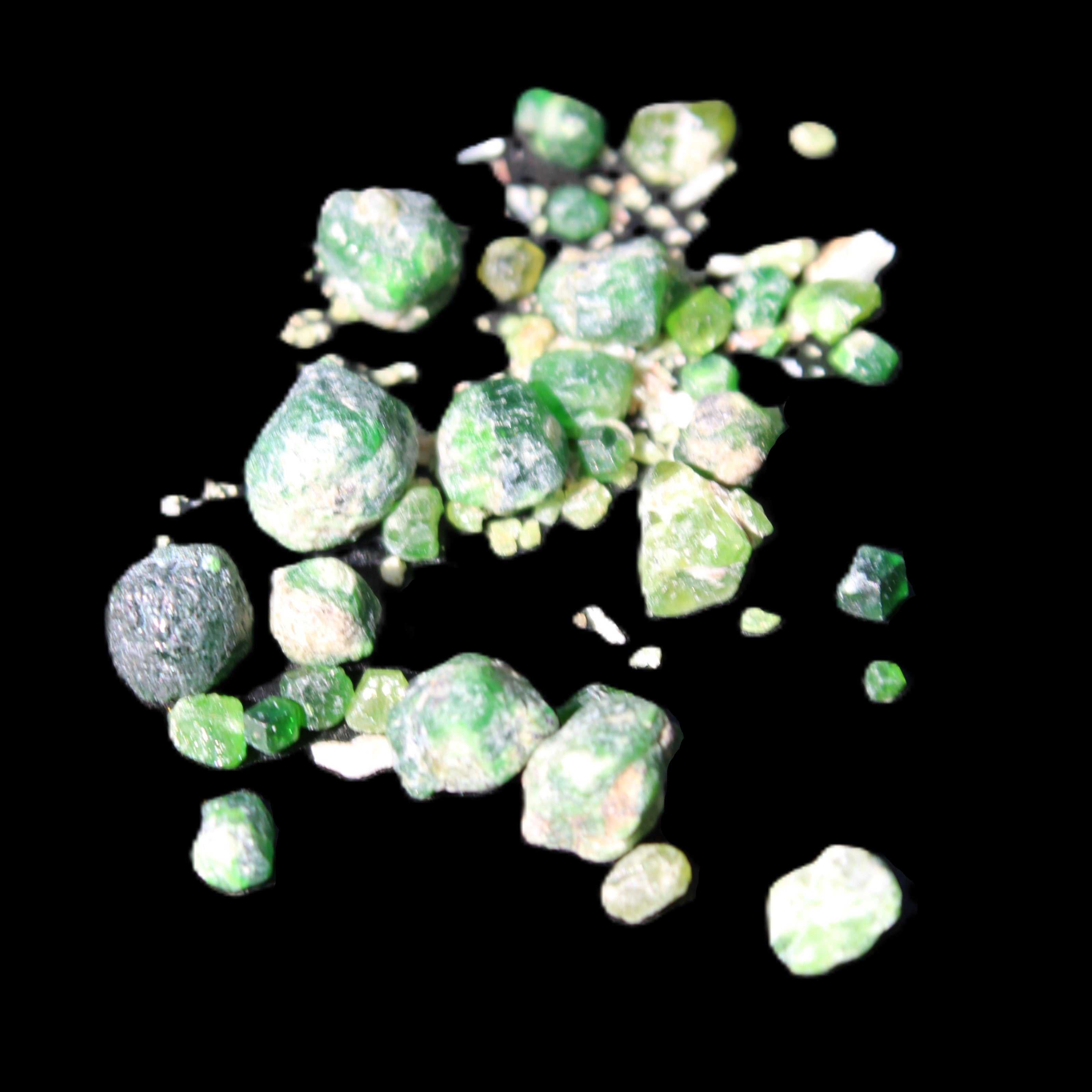 Green Garnet from Pakistan 26 tiny crystals 6.9g in sunlight - Rocks and Things Store