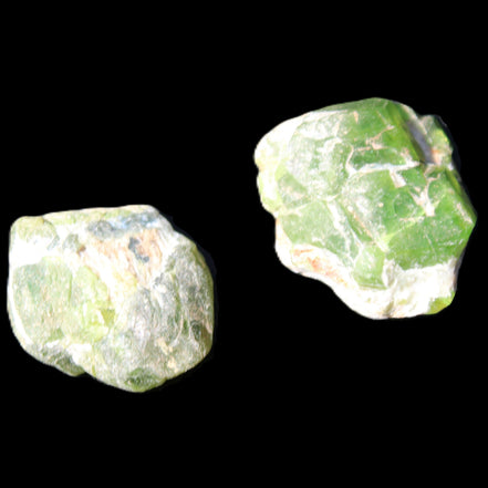 Green Garnet from Pakistan 2 crystals 20/22mm 11.5g in sunlight - Rocks and Things Store