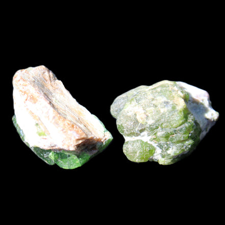 Green Garnet from Pakistan 2 crystals 20mm 12.1g in sunlight - Rocks and Things Store