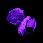 Green Garnet from Pakistan 2 crystals 20mm 12.1g in UV light - Rocks and Things Store