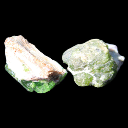 Green Garnet from Pakistan 2 crystals 20mm 12.1g in sunlight - Rocks and Things Store