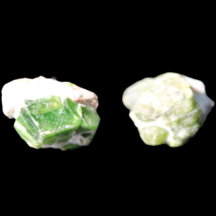 Green Garnet from Pakistan 2 crystals 20mm 12.1g in sunlight - Rocks and Things Store