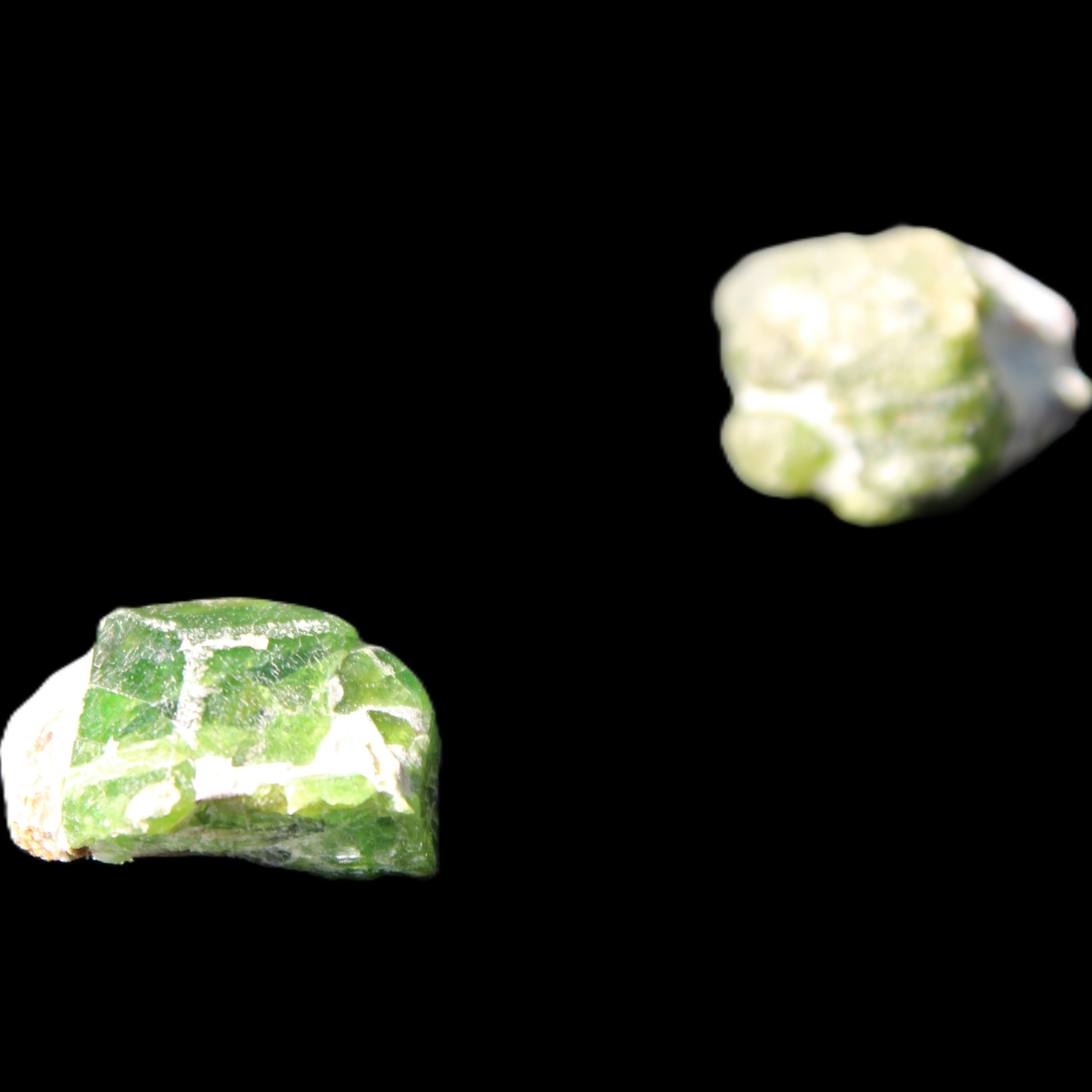 Green Garnet from Pakistan 2 crystals 20mm 12.1g in sunlight - Rocks and Things Store