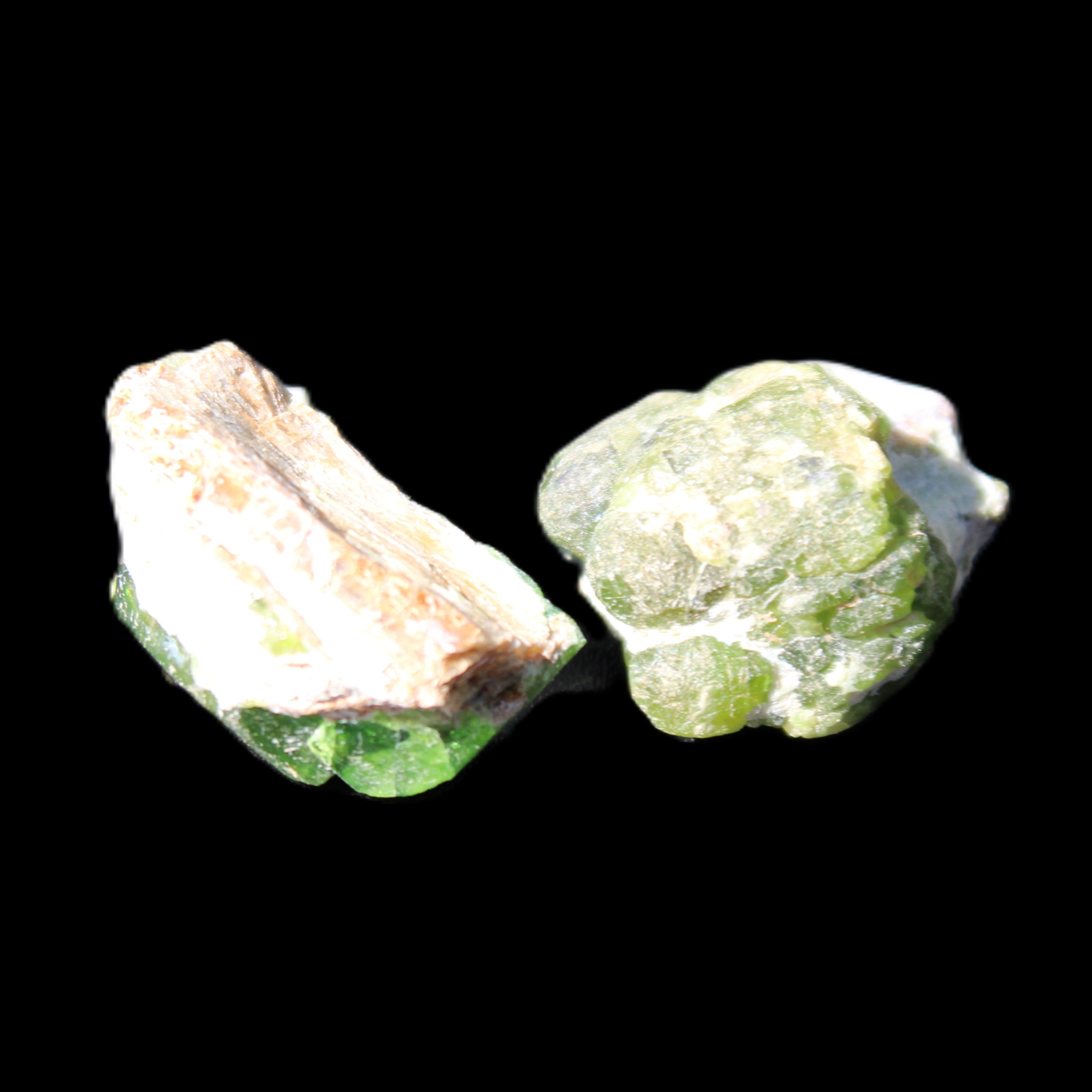 Green Garnet from Pakistan 2 crystals 20mm 12.1g in sunlight - Rocks and Things Store