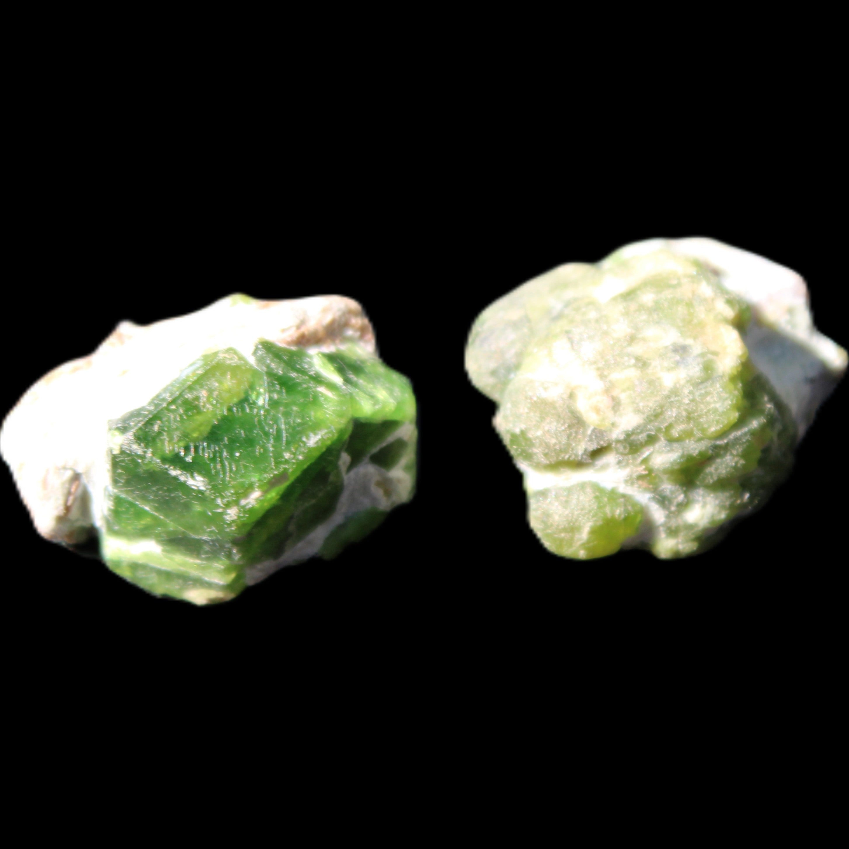 Green Garnet from Pakistan 2 crystals 20mm 12.1g in sunlight - Rocks and Things Store