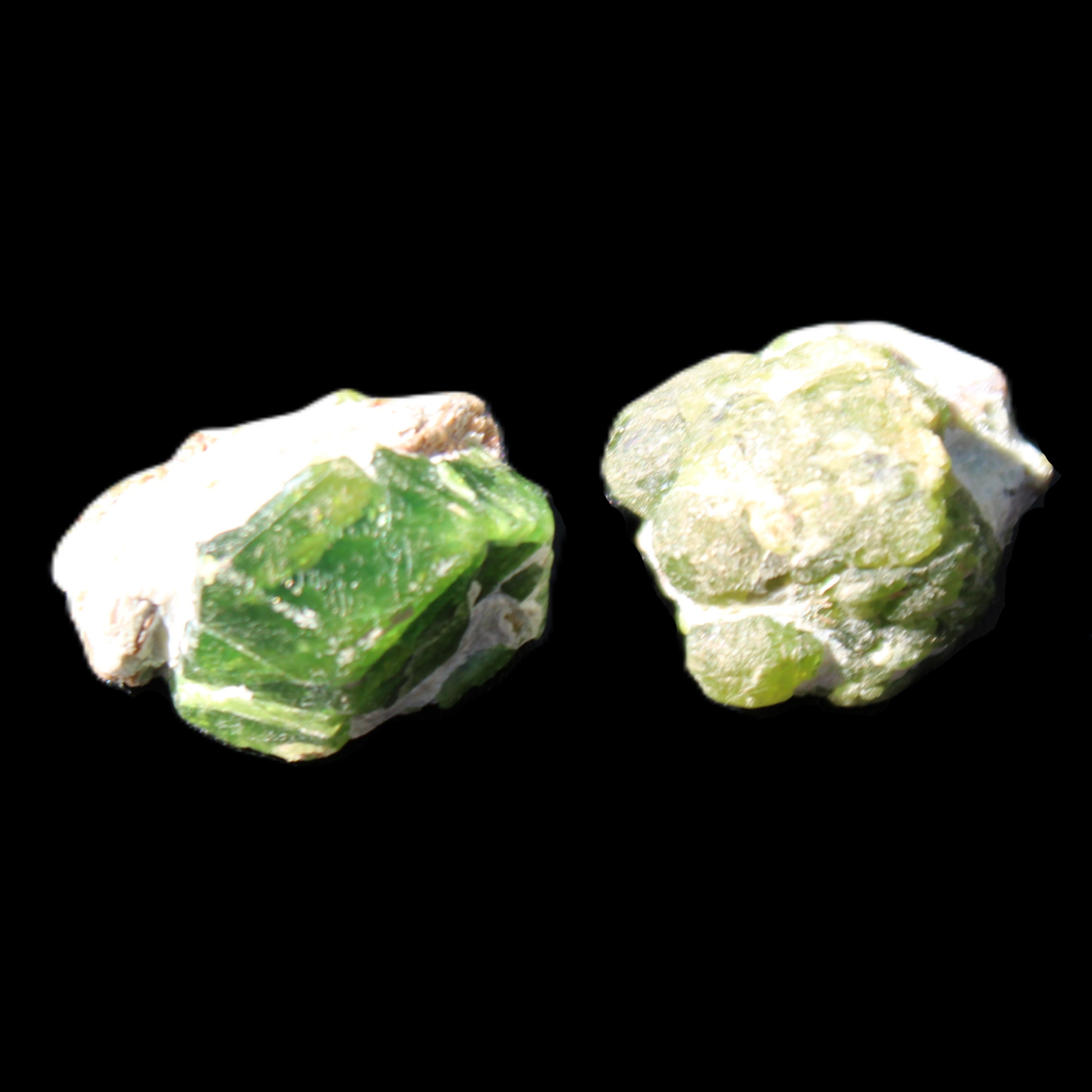 Green Garnet from Pakistan 2 crystals 20mm 12.1g in sunlight - Rocks and Things Store