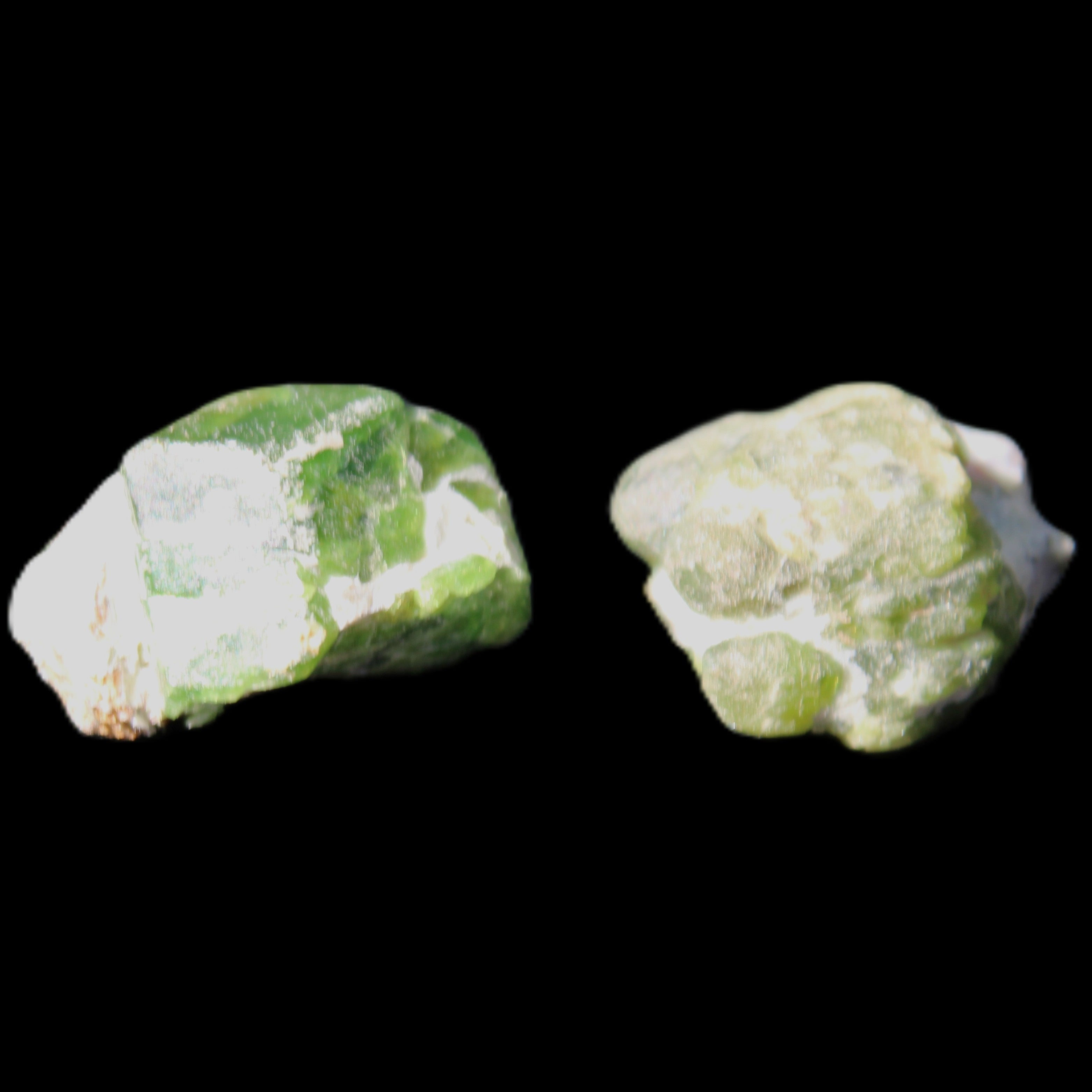Green Garnet from Pakistan 2 crystals 20mm 12.1g in sunlight - Rocks and Things Store