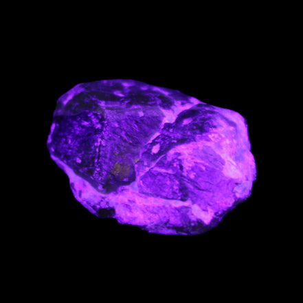 Green Garnet from Pakistan 25*19*9mm crystal 10.0g in UV light - Rocks and Things Store