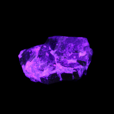 Green Garnet from Pakistan 25*19*9mm crystal 10.0g in UV light - Rocks and Things Store