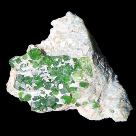 Green Garnet from Pakistan crystal cluster 32*40*18mm 20.0g in sunlight - Rocks and Things Store