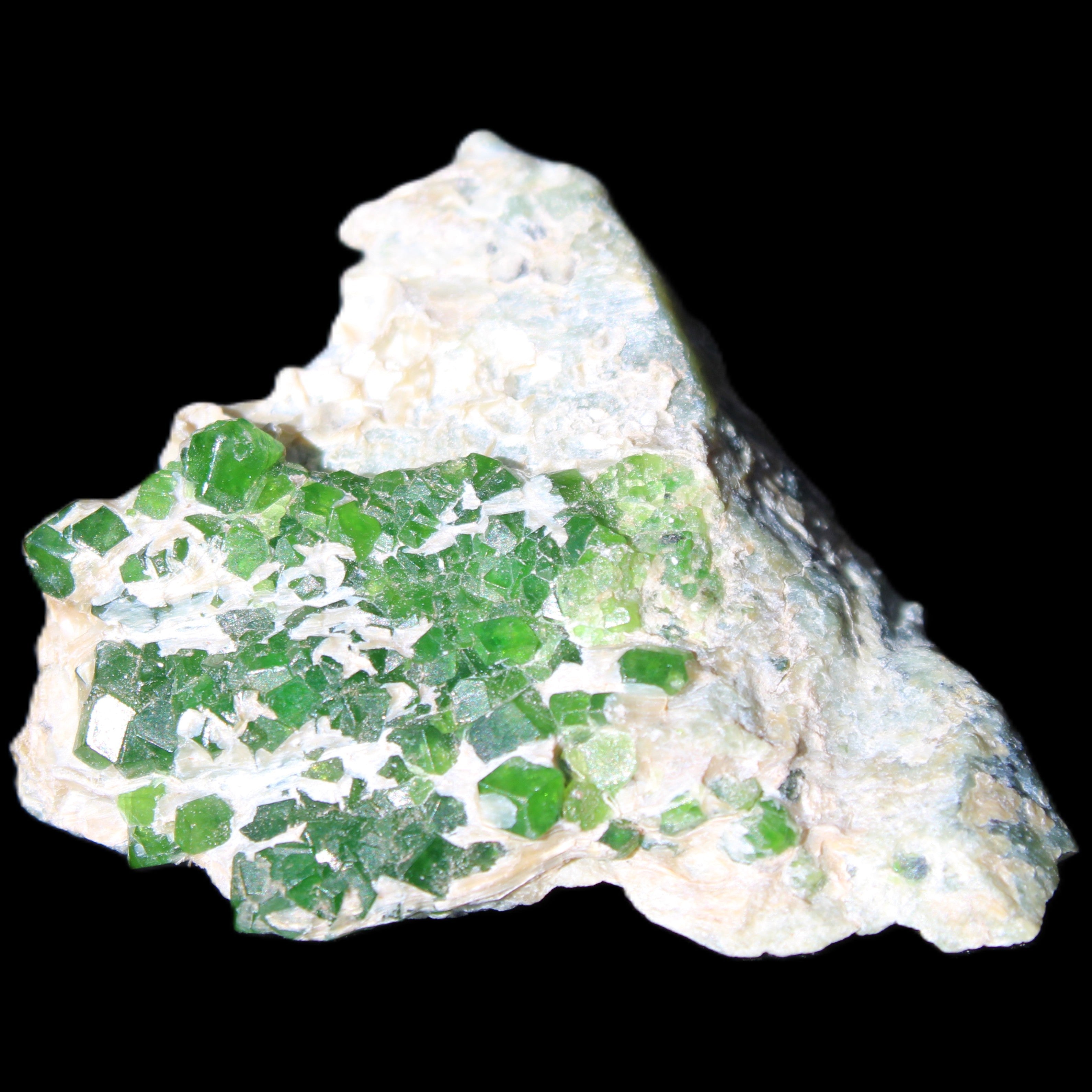 Green Garnet from Pakistan crystal cluster 32*40*18mm 20.0g in sunlight - Rocks and Things Store
