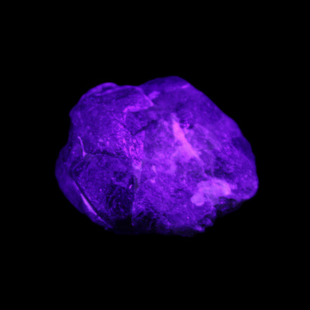 Green Garnet from Pakistan crystal 26*10mm 15.2g in UV light - Rocks and Things Store