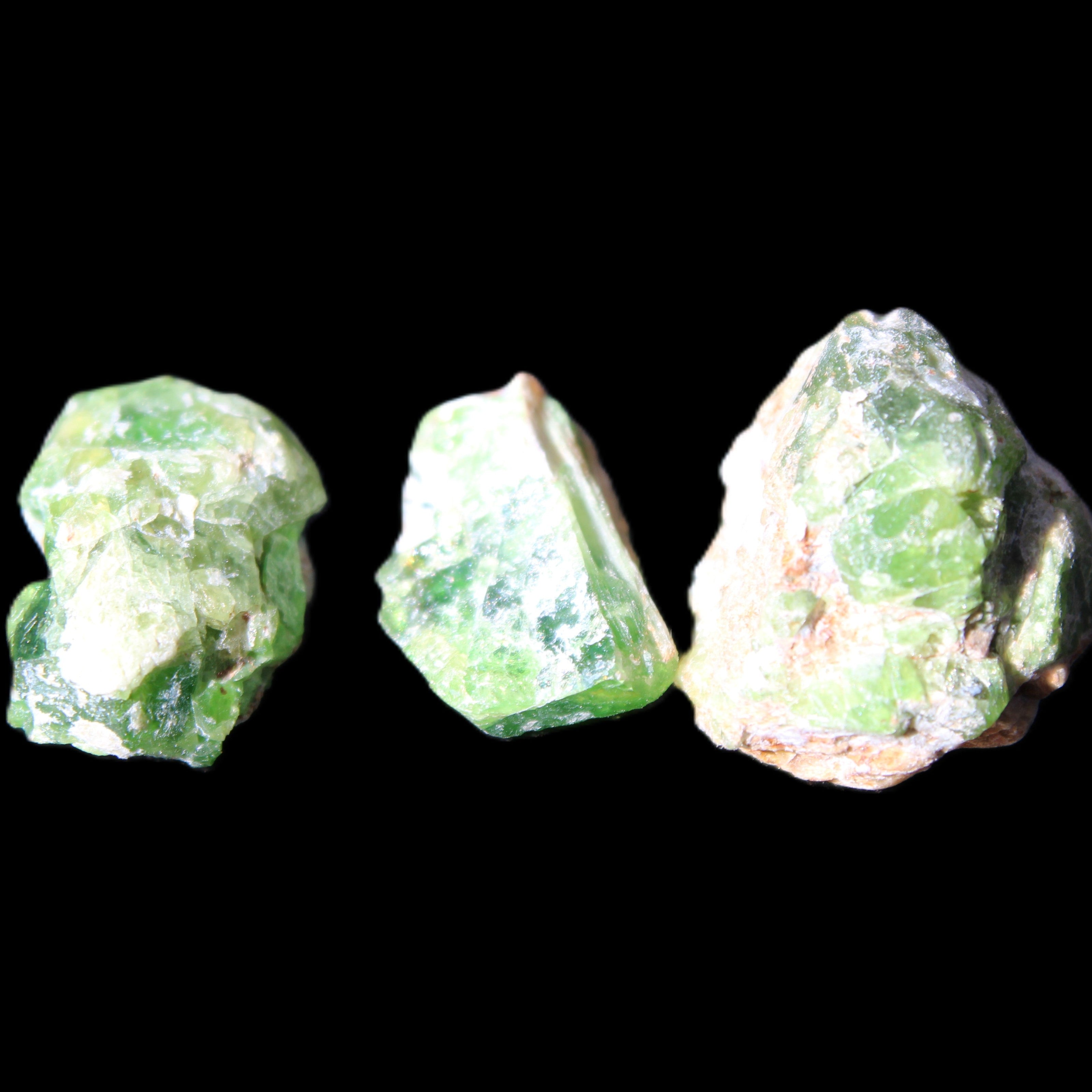 Green Garnet from Pakistan 3 crystals 20/15mm 12.6g in sunlight - Rocks and Things Store