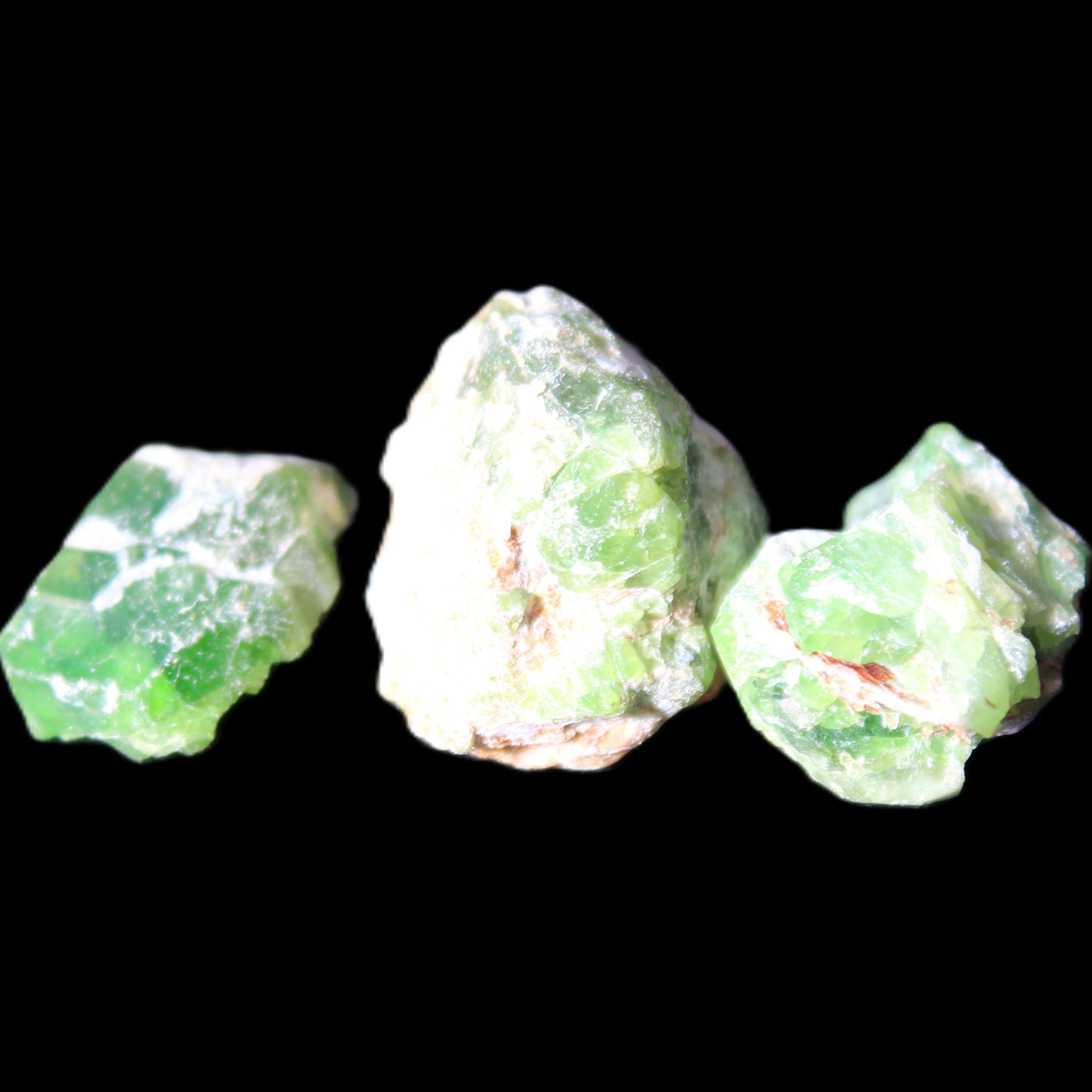 Green Garnet from Pakistan 3 crystals 20/15mm 12.6g in sunlight - Rocks and Things Store
