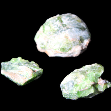 Green Garnet from Pakistan 3 crystals 20/15mm 12.6g in sunlight - Rocks and Things Store
