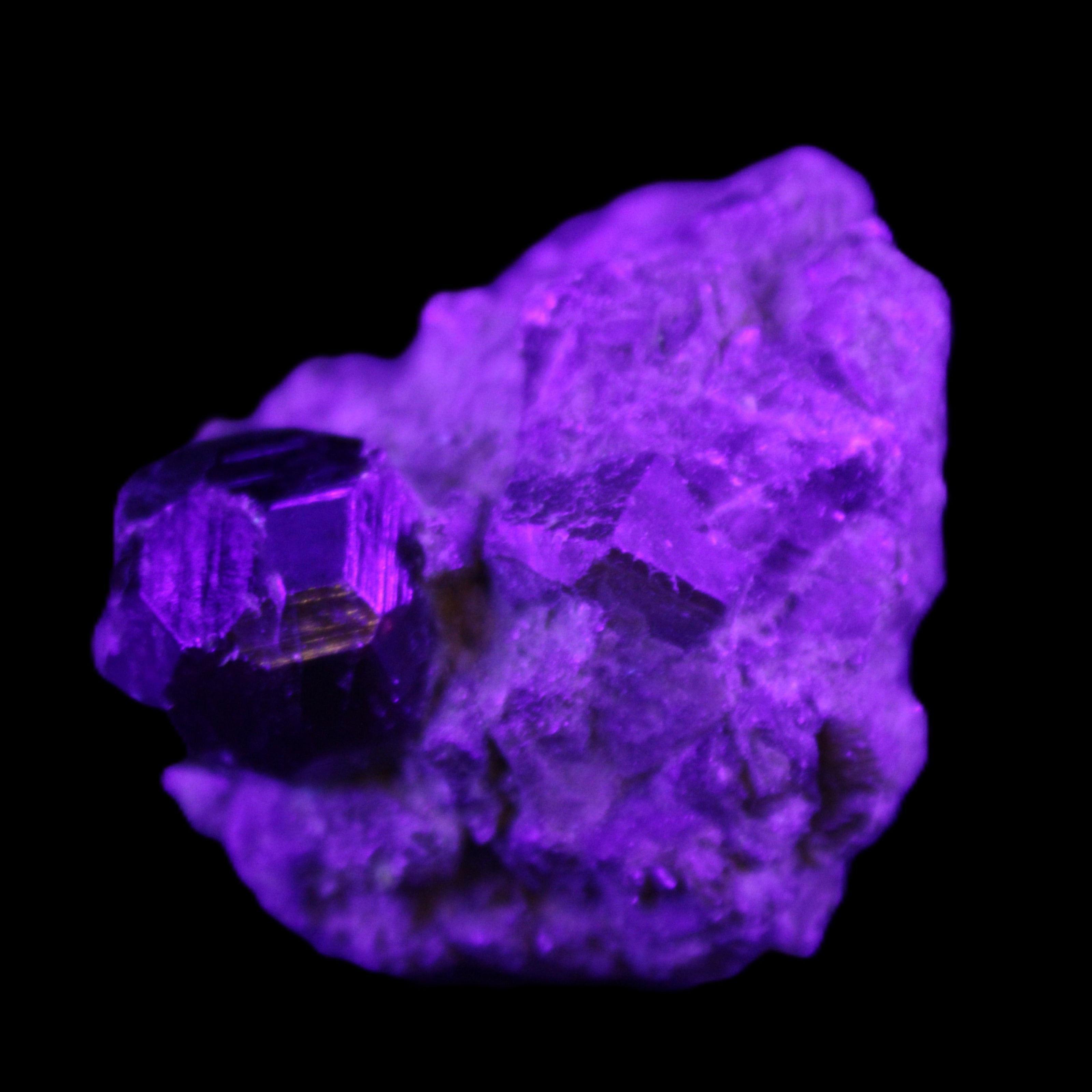 Red with Green Garnet cluster from Pakistan crystal cluster 45*38*45mm 97g in UV light - Rocks and Things Store
