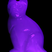 White Onyx Afghan Jade hand-carved Cat 87*48*138mm 773g in UV light - Rocks and Things Store