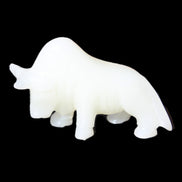 Afghan Jade hand-carved Bull 118*34*72mm 250g in sunlight - Rocks and Things Store