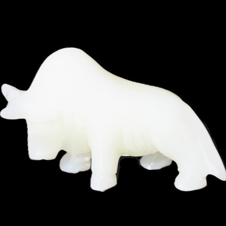 Afghan Jade hand-carved Bull 118*34*72mm 250g in sunlight - Rocks and Things Store